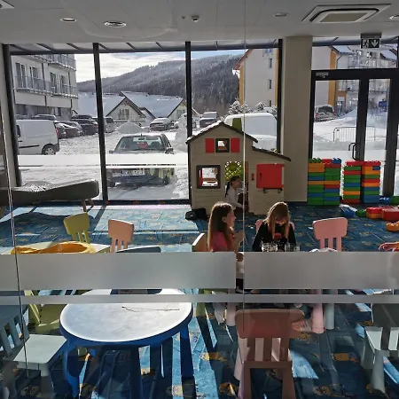 Czarna Gora Soelden 28 *